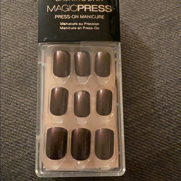 Dashing diva magic press on nails